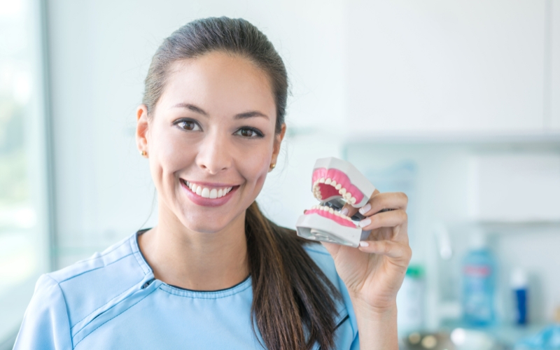 how can a cosmetic dentist enhance my smile